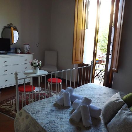 B&B Central Toma 2 Монтекатини-Терме Экстерьер фото